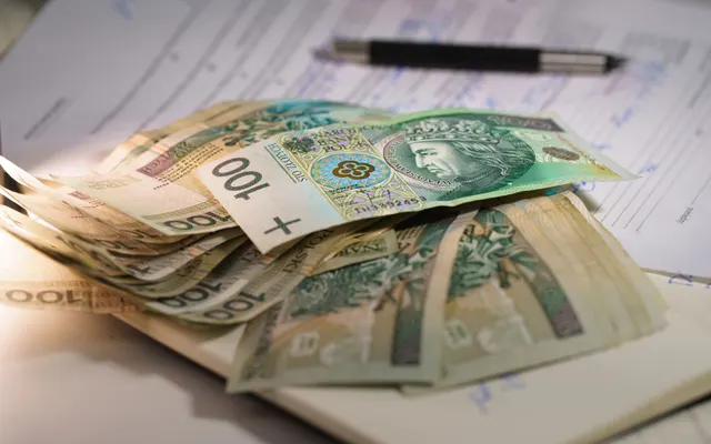 Banknoty i dokumenty kredytowe